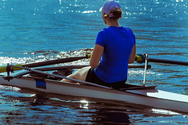 以高